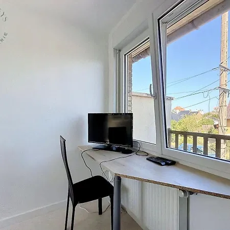 Maison Les Fougeres - 3ch - Garage Et Terrasse *